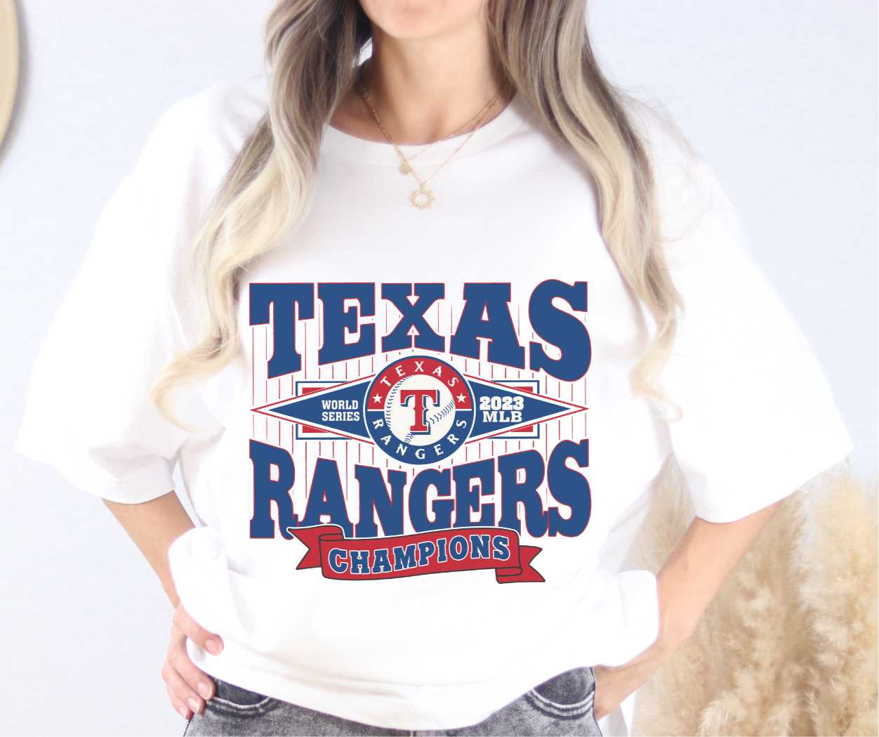 Vintage Cute Texas Rangers T-Shirt