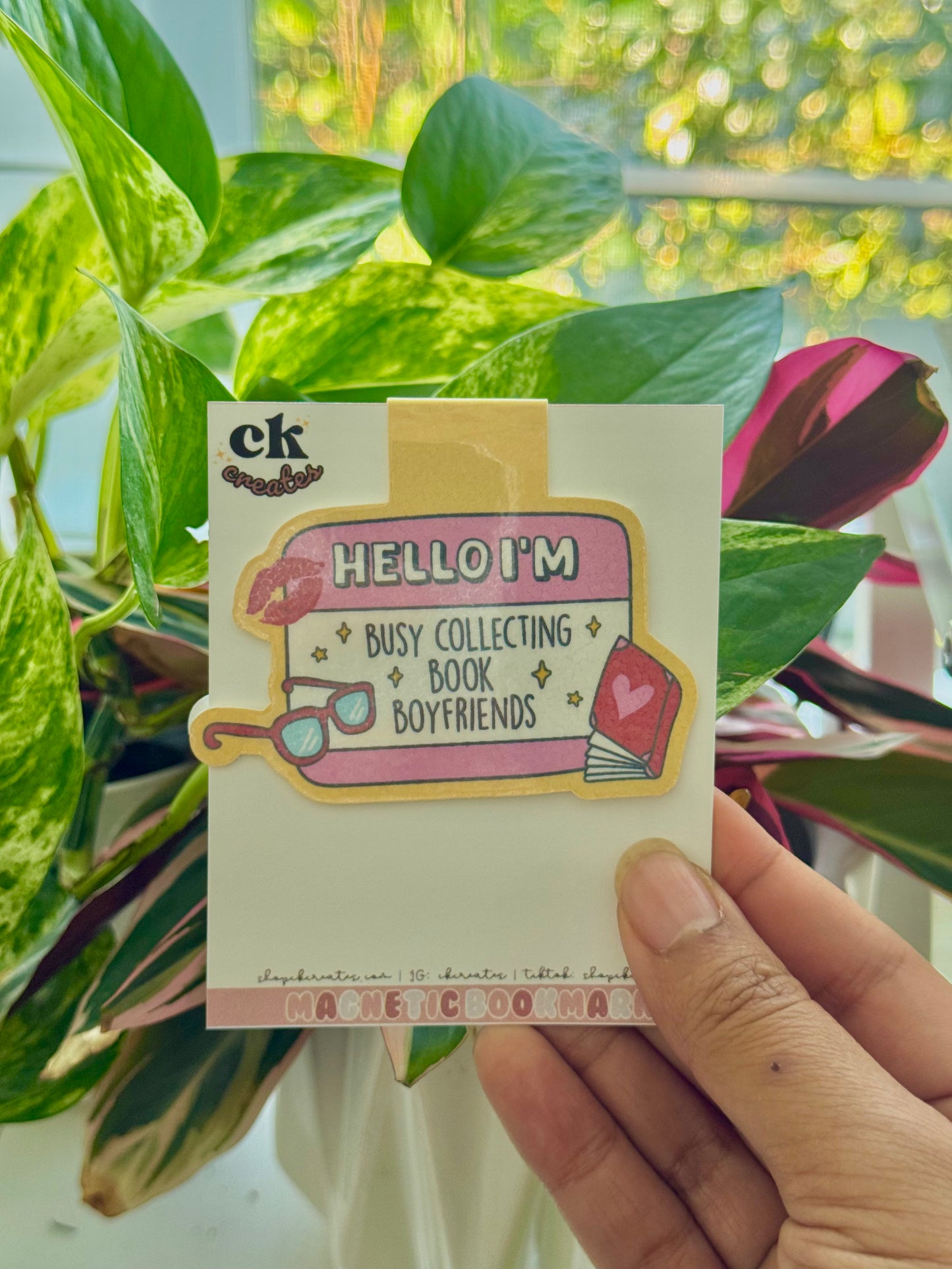 Valentine’s Day Magnetic Bookmarks